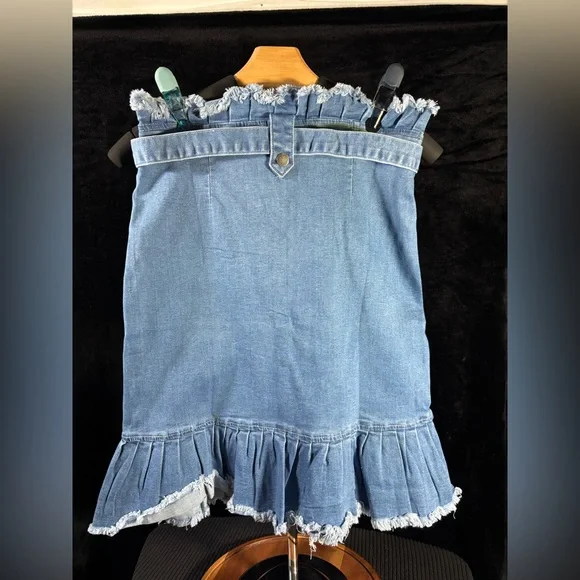 Hayden Los Angeles Denim Ruffle Skirt with Belt Sz S - Picture 2 of 11